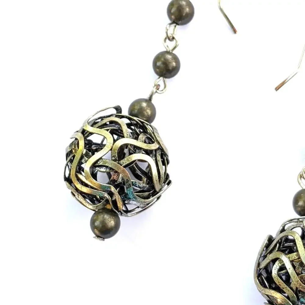 Funky twisted metal wire-wrap ball fish hook earrings
